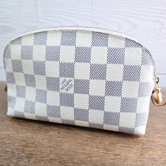Louis Vuitton Damier Azur Cosmetic Pouch - Picture 4 of 10